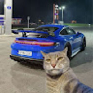 Meet your Posher, Aaron